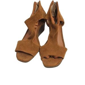 Lucky Brand Suede Open toe zip up back wedges